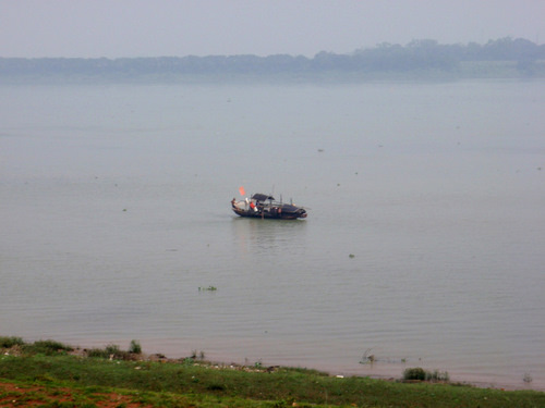 River Boat/Sampan.